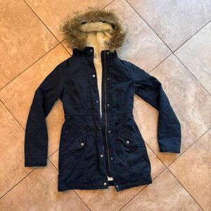 Hollister-co Women's Navy and Black Jacket